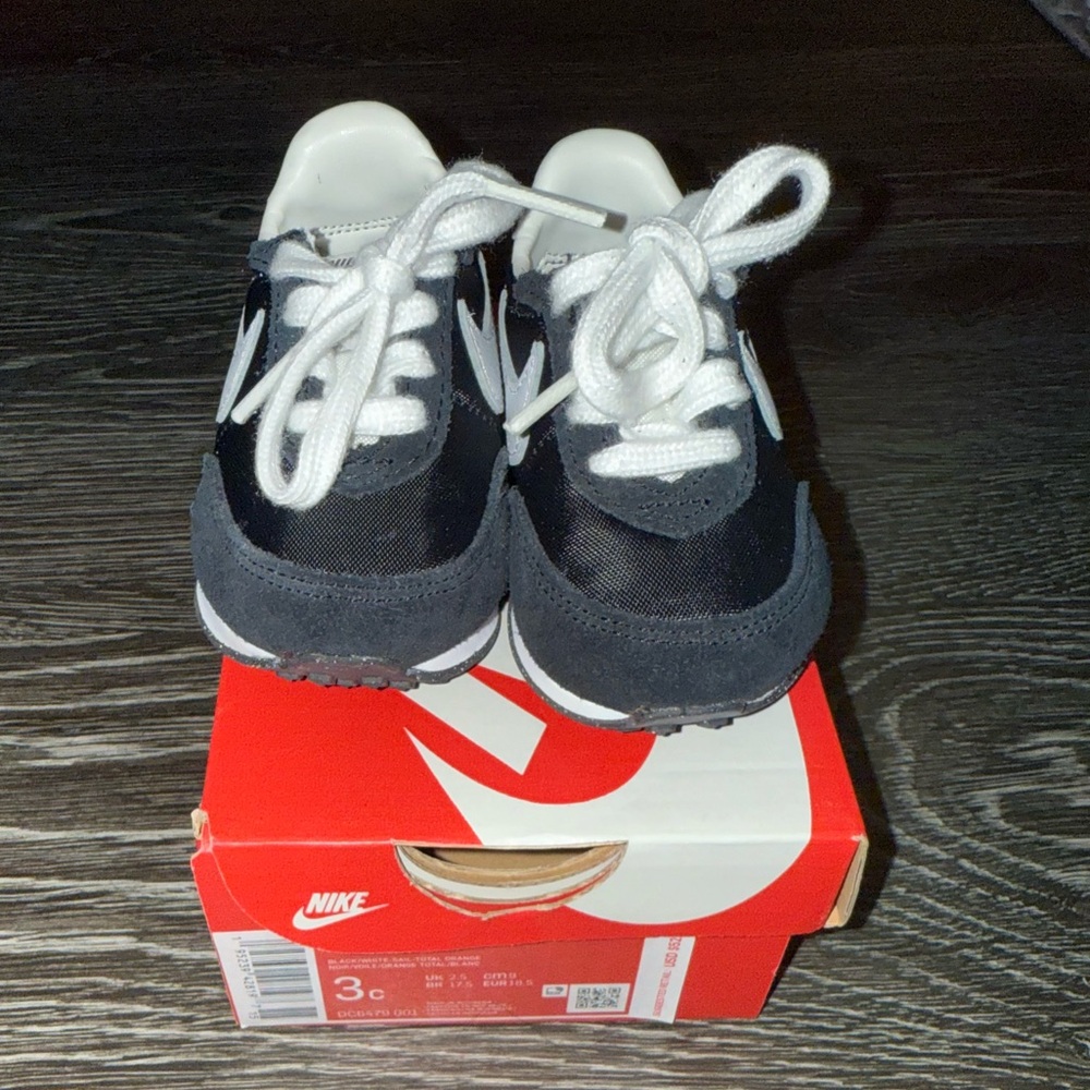 Nike Kids Black and White Sneakers Blazers